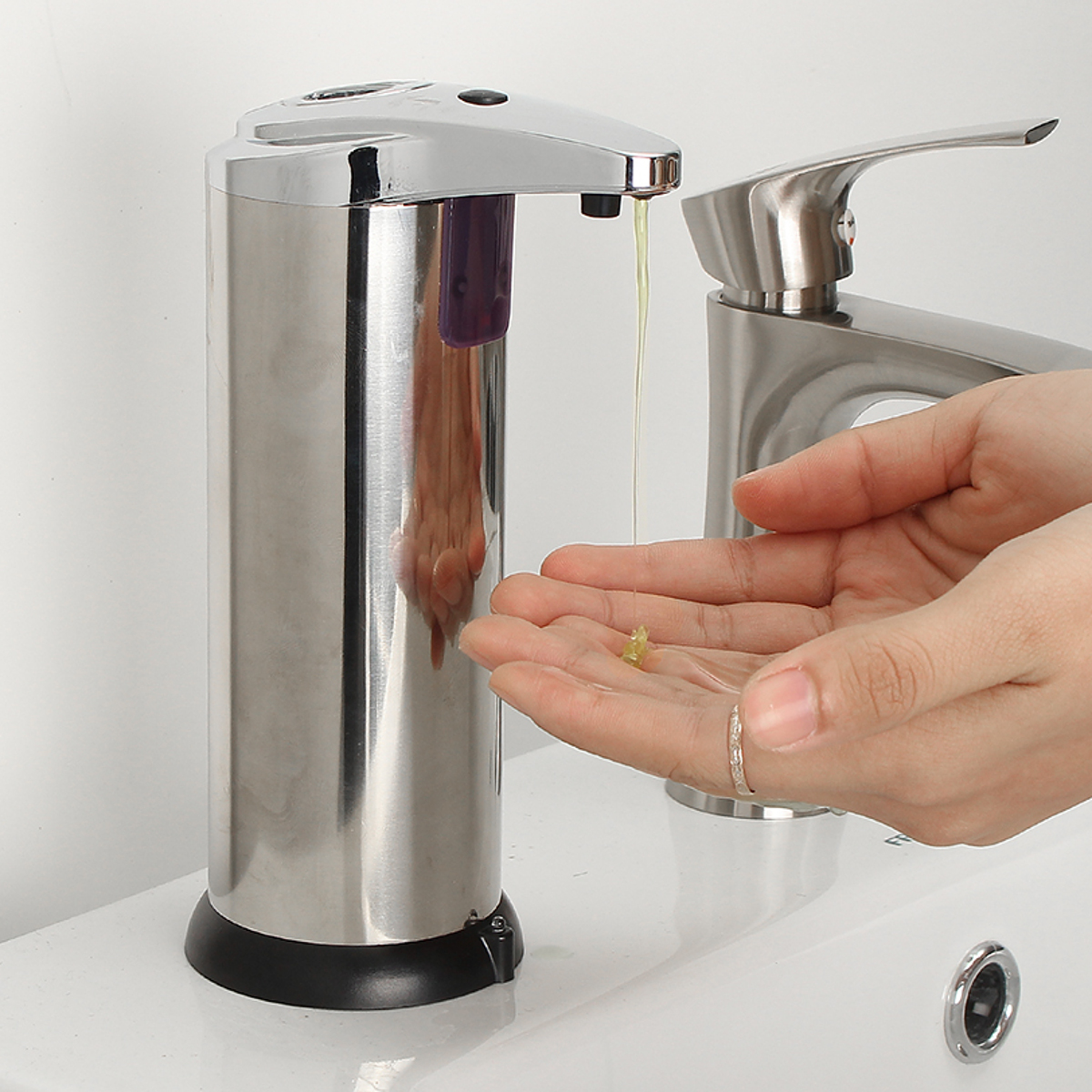 Нержавеющий дозатор для мыла. Touchless soap dispenser. диспенсер для жидкого мыла vetta 542-116. дозатор для жидкого мыла автоматический xsq01 50, китай. диспенсеров жидкое мыло автоматический стационарный.