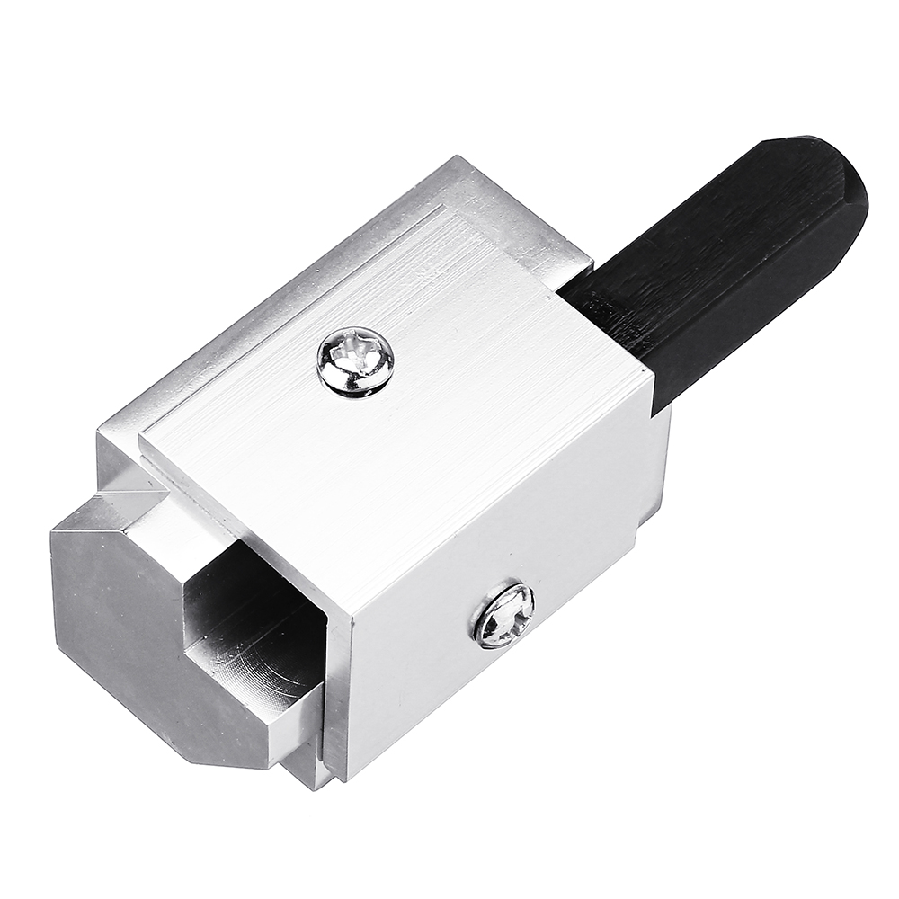 Corner chisel