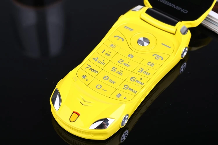 In the car SIM mobile feature insert two cards NEWMIND F15