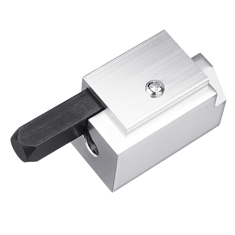 Corner chisel