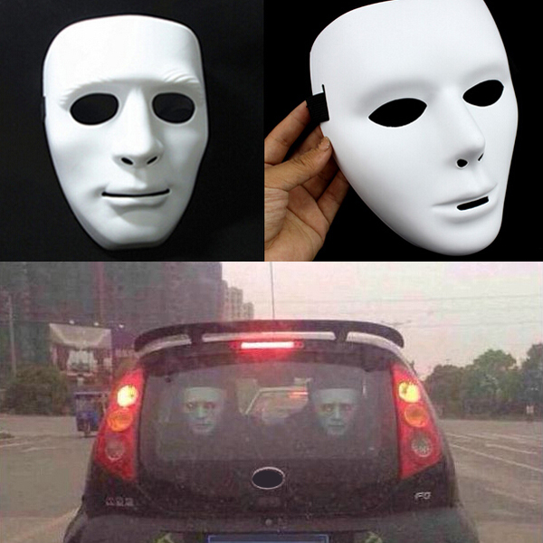 Где машина маска. Маска машина. Маска на подголовник в автомобиль. Белая маска в машину.