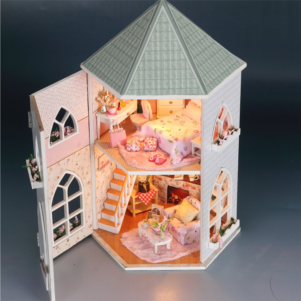 Dollhouse diy