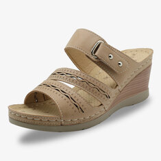 Las mujeres ahuecan hacia fuera la cuña Gancho Loop Open Toe Summer Sandalias