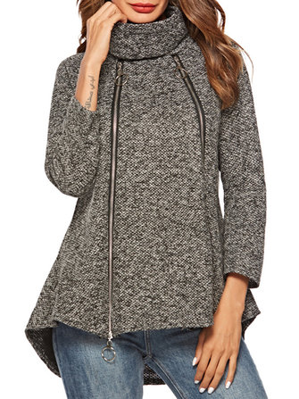 Kołnierzyk z kołnierzykiem z asymetrycznymi dekoltami z długim rękawem