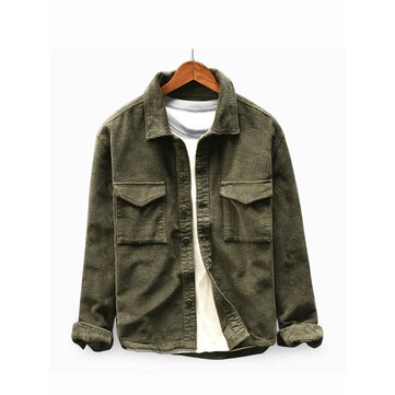 Os&nbsp;bolsos&nbsp;dobro&nbsp;do&nbsp;vintage&nbsp;do veludo de algodão dos homens afrouxam casacos confortáveis